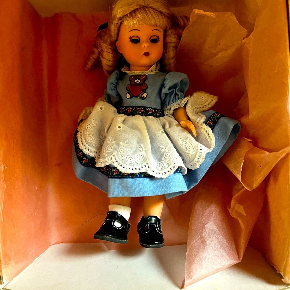 🔥NIB VINTAGE MADAME ALEXANDER GOLDILOCKS 
& THE THREE BEARS